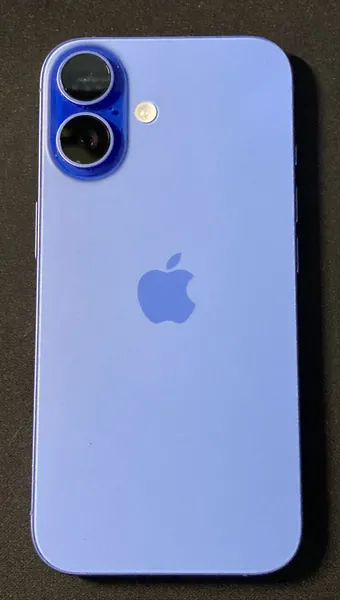 Apple iPhone 16, bilde av mobilen