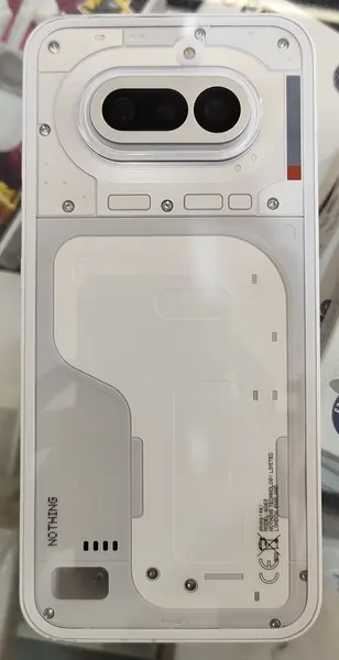Nothing Phone (4a), bilde av mobilen